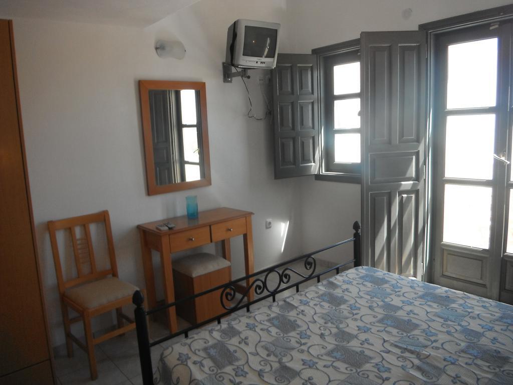 Dagris Villa Studios Kamári 部屋 写真